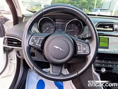 Jaguar XE 2017 2.0 гидро в Москве № 1698891, миниатюра 12