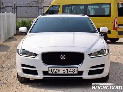 Jaguar XE 2017 2.0 гидро в Москве № 1698891, миниатюра 3