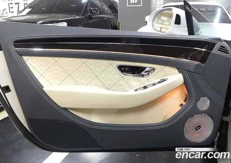 Bentley Continental 2018 6.0 гидро, фото 10