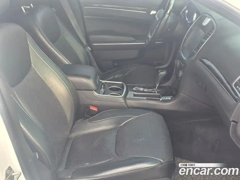 Chrysler 300C 2014 3.0 гидро в Москве № 1700079, фото 14