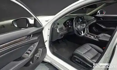 Honda Accord 2021 1.5 гидро в Москве № 170479, миниатюра 11