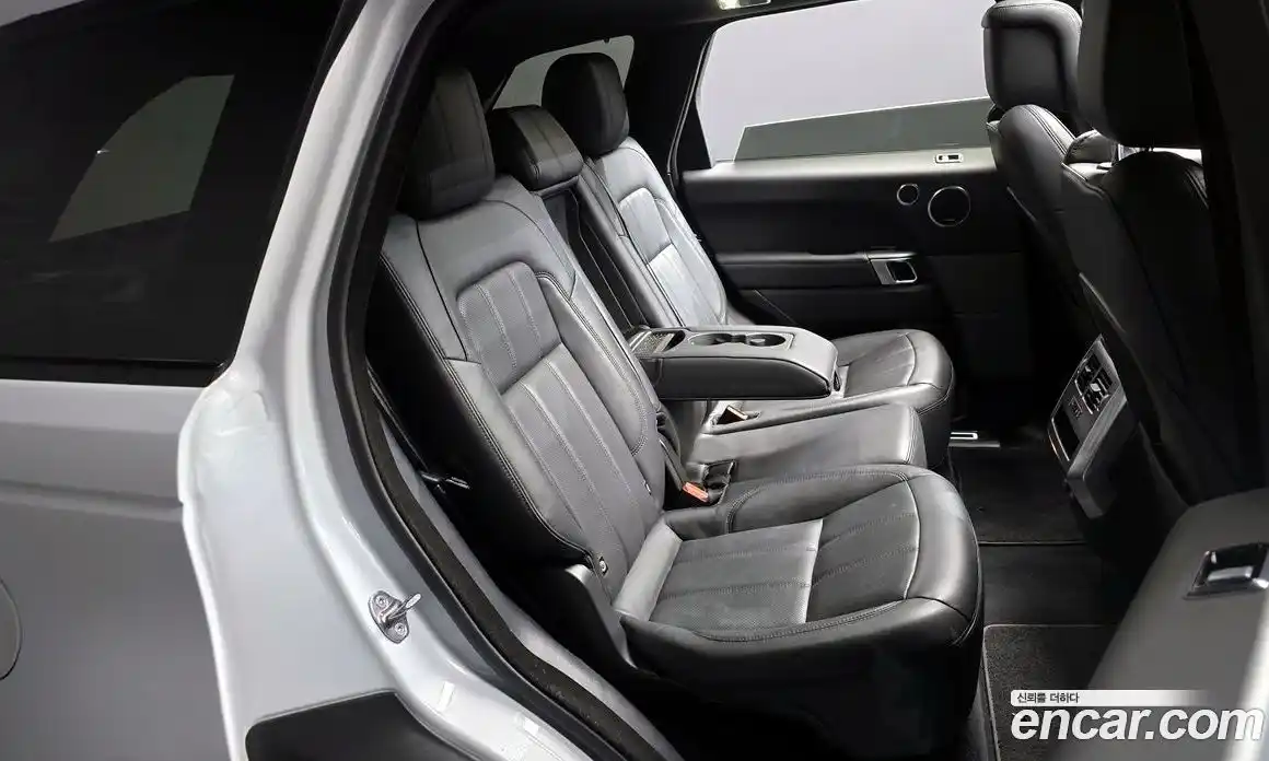 Land Rover Range-Rover Sport 2019 3.0 гидро в Москве № 213439, фото 12