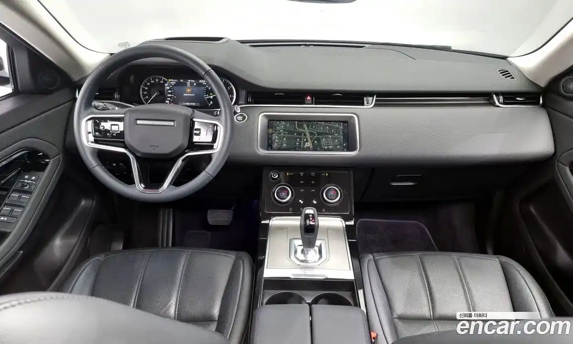 Land Rover Range-Rover Evoque 2023 2.0 гидро в Москве № 213456, фото 7