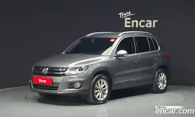 Volkswagen Tiguan, 2015