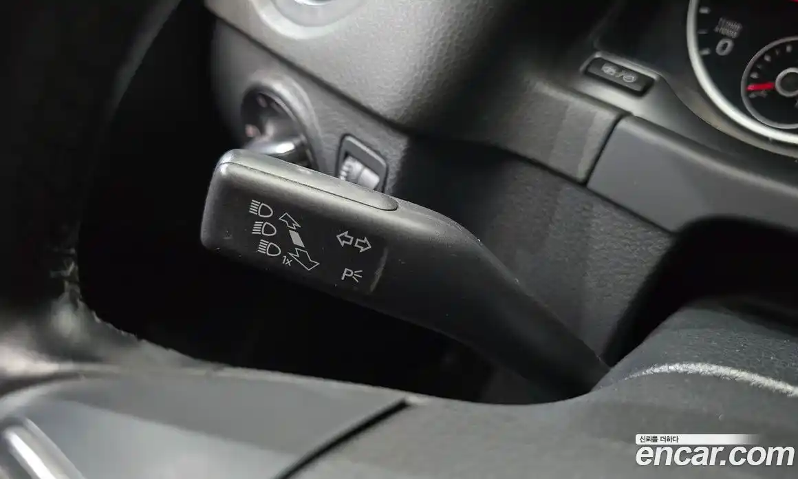 Volkswagen Tiguan 2015 2.0 гидро в Москве № 215192, фото 16