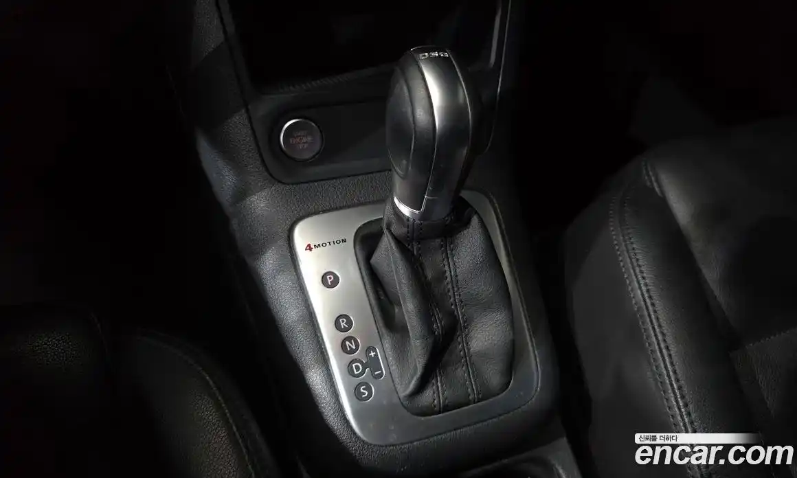 Volkswagen Tiguan 2015 2.0 гидро в Москве № 215192, фото 9
