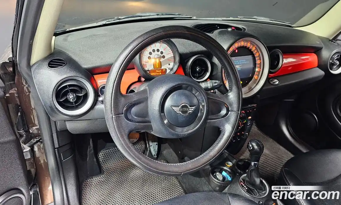 Mini Cooper 2011 1.6 гидро в Москве № 224357, фото 13
