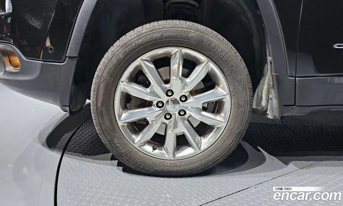 Jeep Cherokee 2015 2.0 гидро в Москве № 232774, фото 5