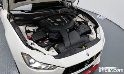 Maserati Ghibli 2016 3.0 гидро, миниатюра 6