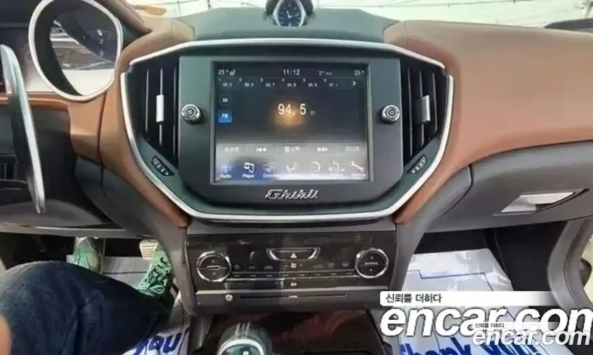 Maserati Ghibli 2016 3.0 гидро, фото 13