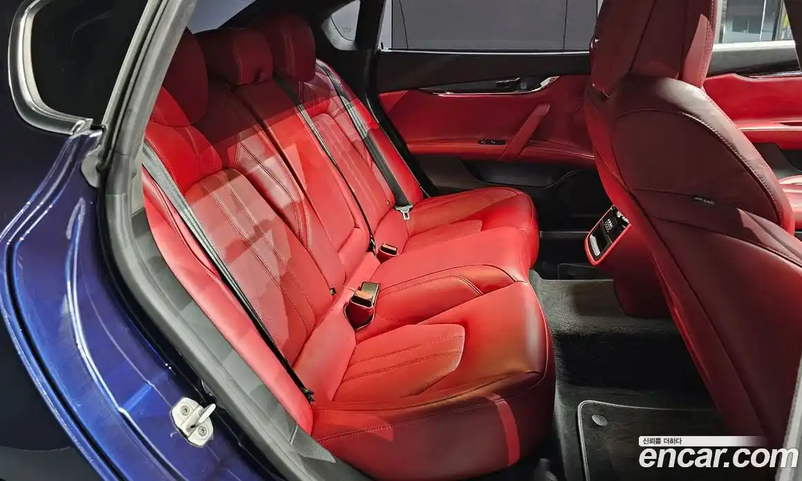 Maserati Quattroporte 2017 3.0 гидро, фото 12