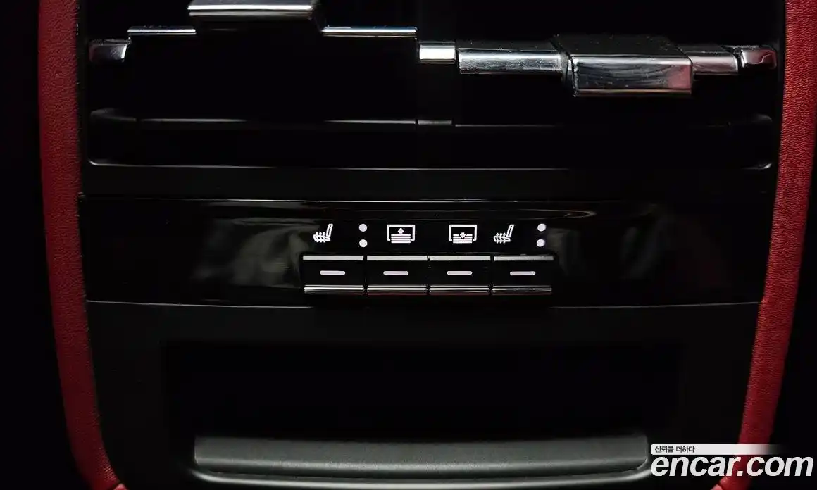 Maserati Quattroporte 2017 3.0 гидро, фото 18