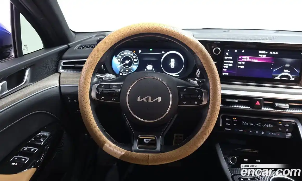 Kia K5 2023 1.6 гидро в Москве № 338700, фото 13