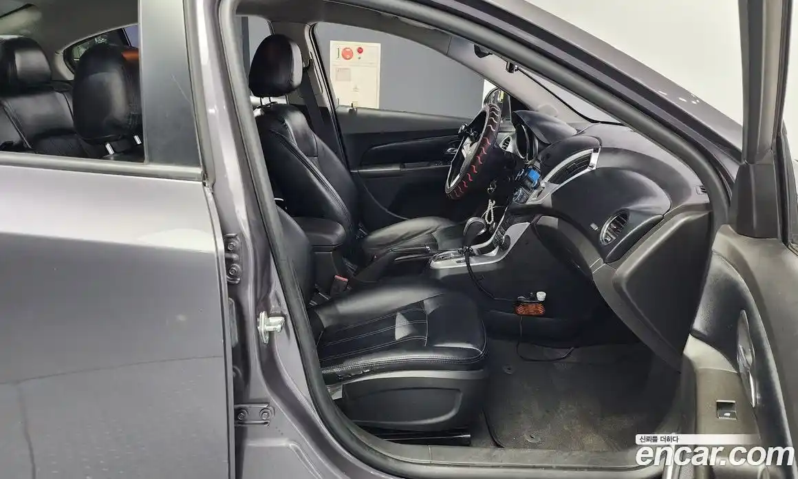 Chevrolet Cruze 2014 1.8 гидро в Москве № 38924, фото 11