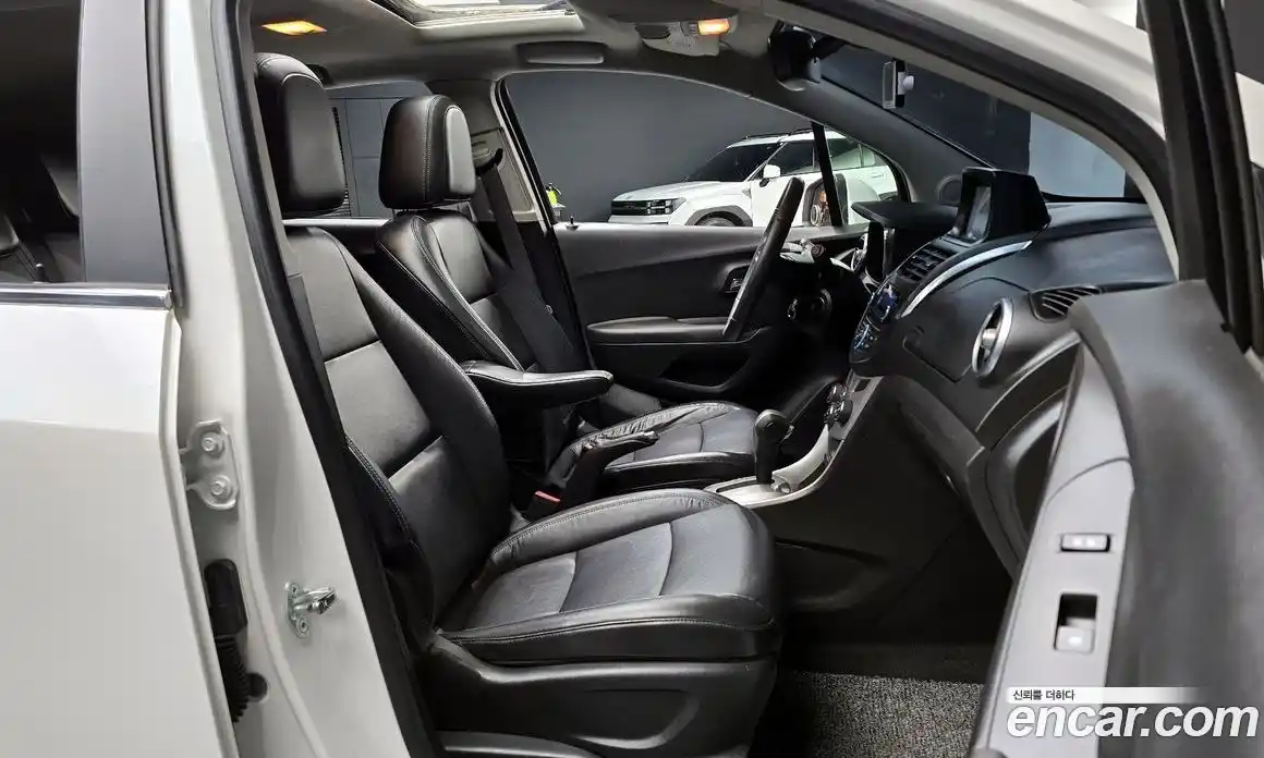 Chevrolet Trax 2015 1.4 гидро в Москве № 40225, фото 10