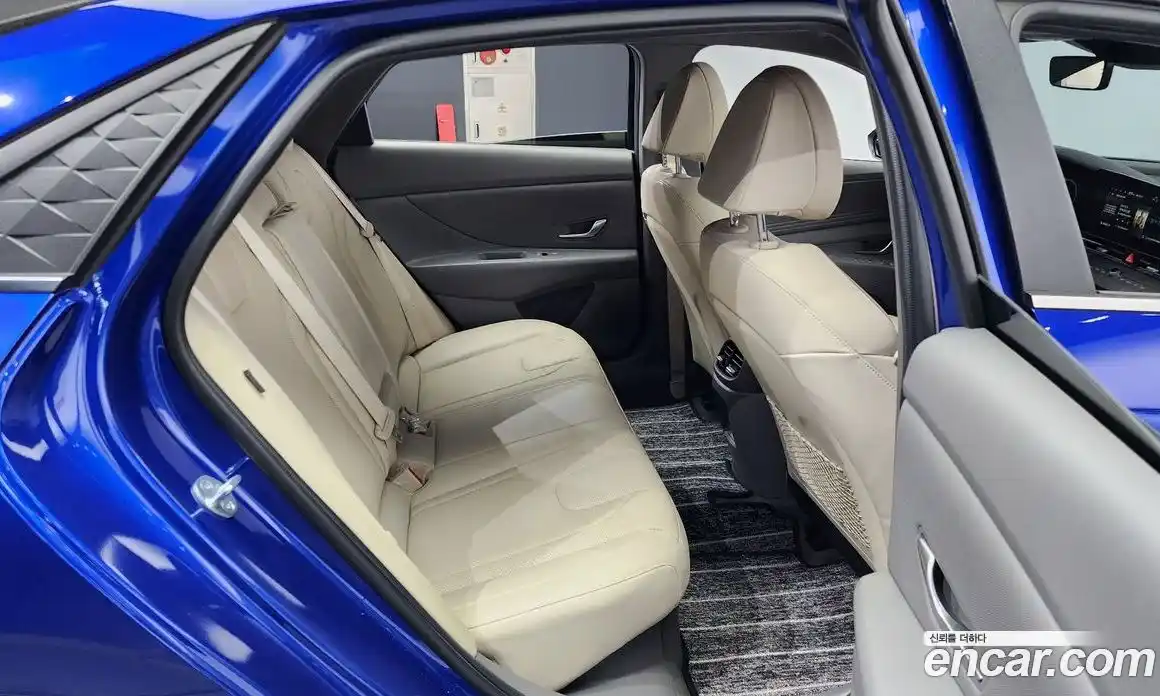 Hyundai Avante 2023 1.6 гидро в Москве № 49806, фото 12