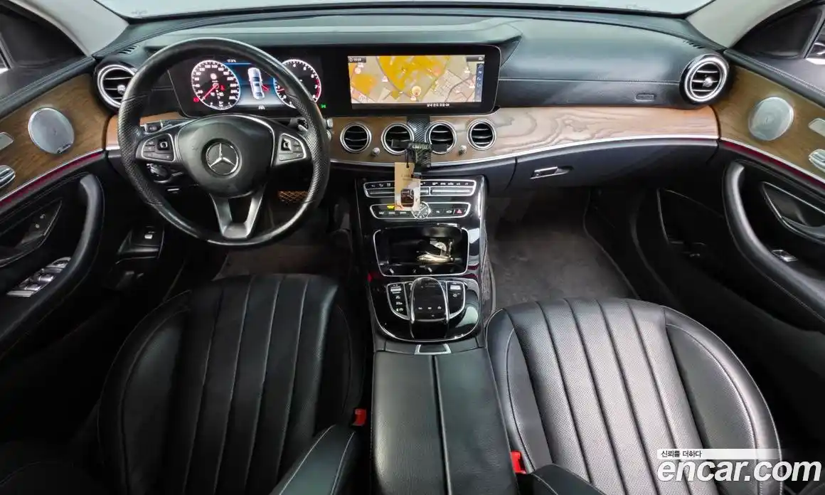 Mercedes-Benz E-Class 2018 2.0 гидро в Москве, фото 6