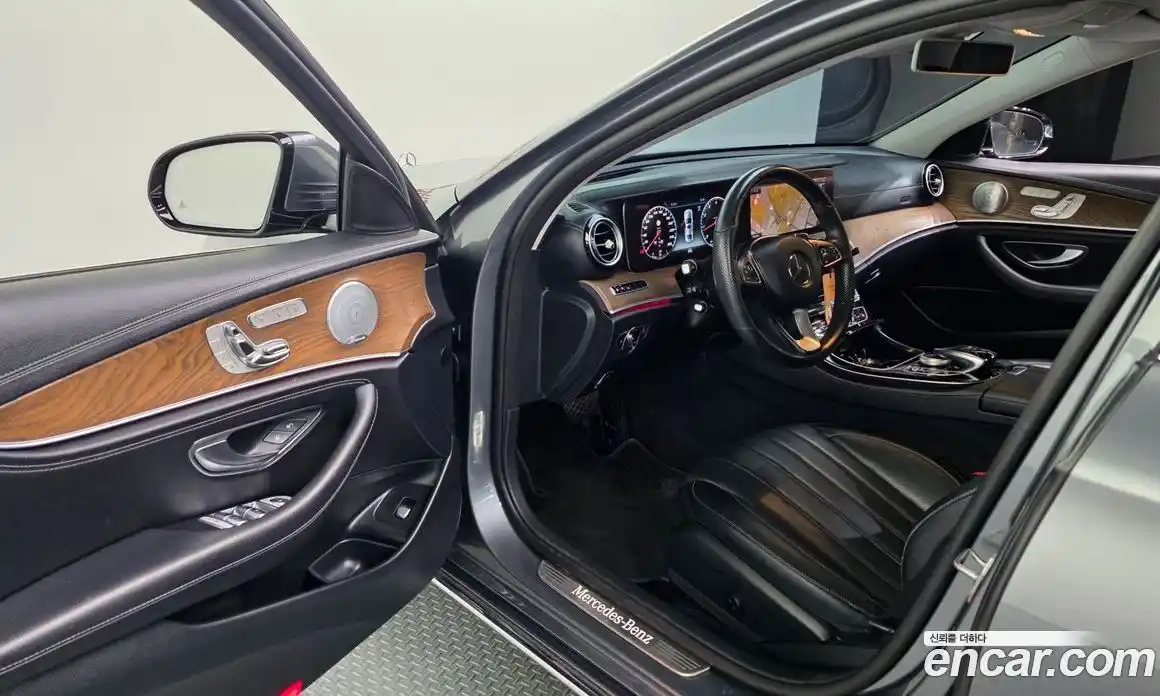 Mercedes-Benz E-Class 2018 2.0 гидро в Москве, фото 9