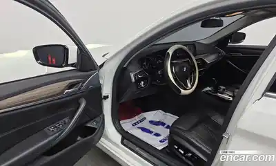 BMW 5-Series 2018 2.0 гидро в Москве № 1687157, миниатюра 10