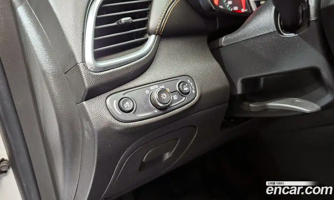 Chevrolet Trax 2016 1.4 гидро в Москве № 1687246, фото 16