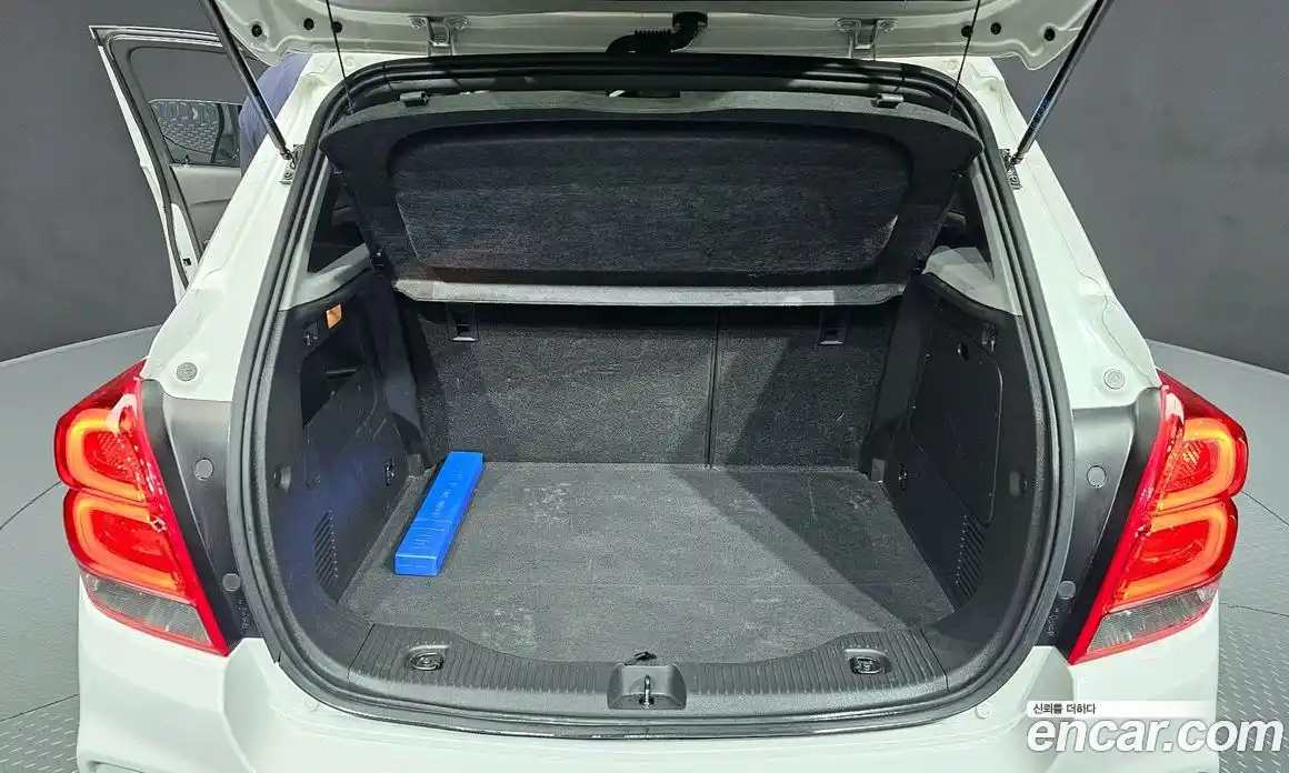 Chevrolet Trax 2016 1.4 гидро в Москве № 1687246, фото 20
