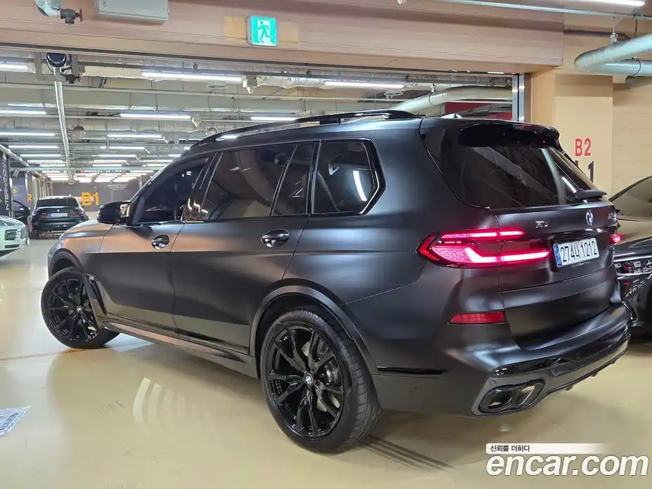 BMW X7 2025 4.4 гидро в Москве № 1689465, фото 3