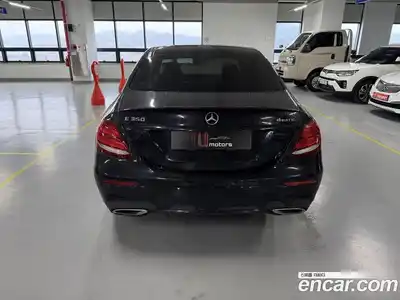 Mercedes-Benz E-Class 2019 2.0 гидро в Москве № 1690409, миниатюра 3