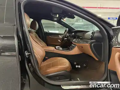 Mercedes-Benz E-Class 2019 2.0 гидро в Москве № 1690409, миниатюра 8