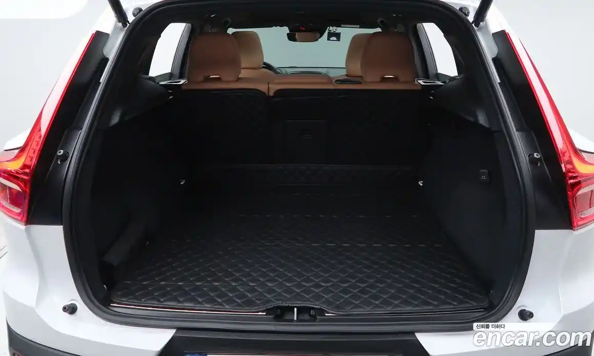 Volvo XC40 2021 2.0 гидро в Москве № 1691605, фото 12