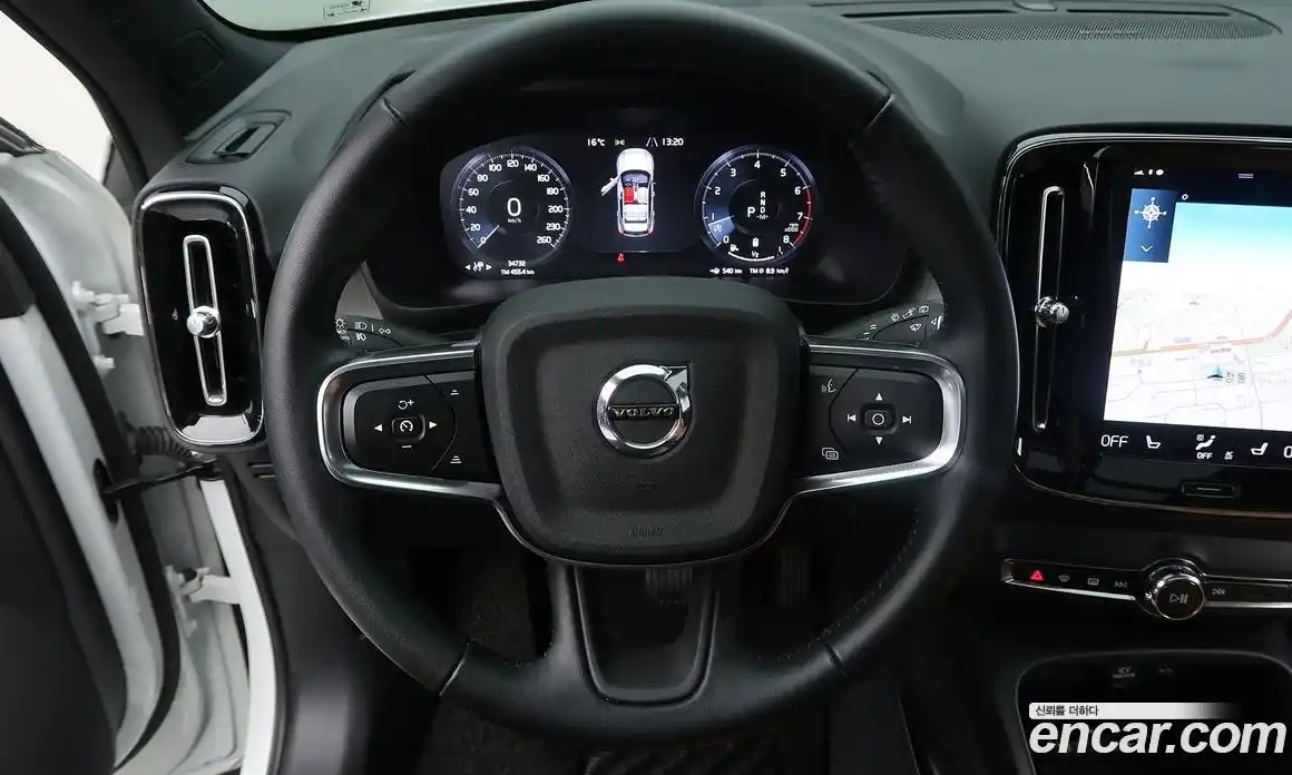 Volvo XC40 2021 2.0 гидро в Москве № 1691605, фото 19