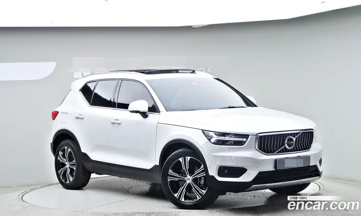 Volvo XC40 2021 2.0 гидро в Москве № 1691605, фото 3
