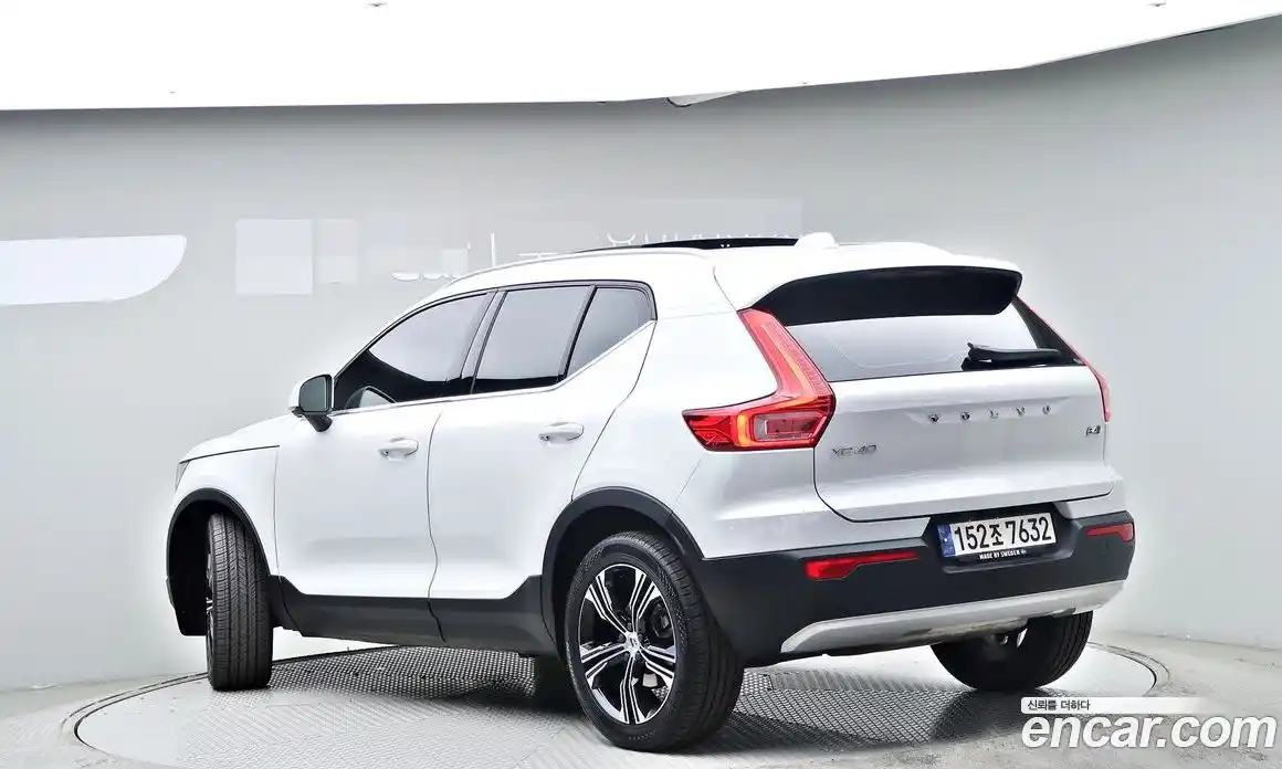 Volvo XC40 2021 2.0 гидро в Москве № 1691605, фото 4