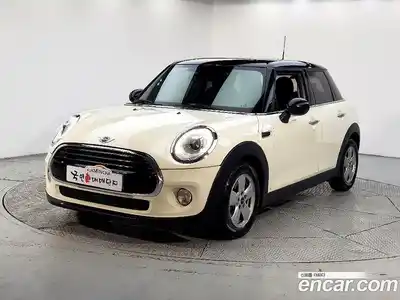 Mini Cooper, 2016