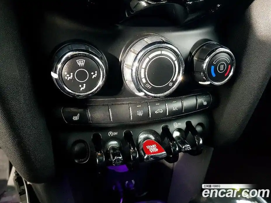 Mini Cooper 2016 1.5 гидро в Москве № 1323180, фото 12