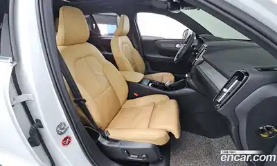 Volvo XC40 2022 2.0 гидро в Москве № 164626, миниатюра 11