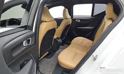 Volvo XC40 2022 2.0 гидро в Москве № 164626, миниатюра 12
