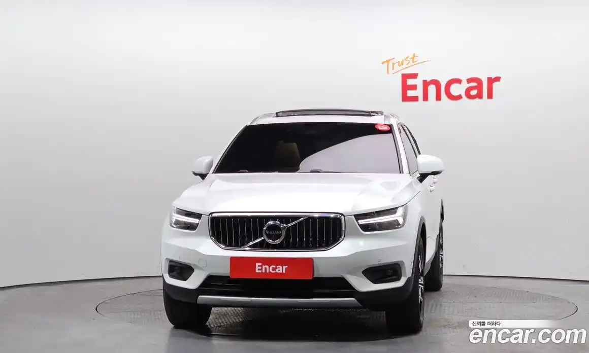 Volvo XC40 2022 2.0 гидро в Москве № 164626, фото 3