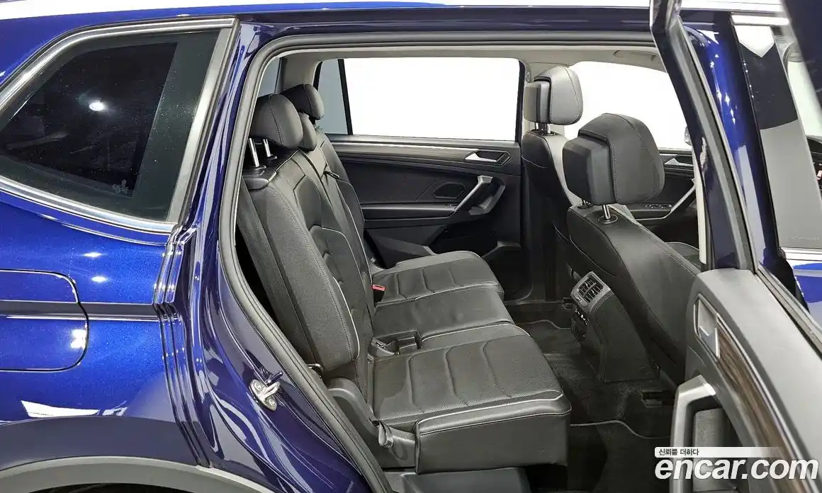 Volkswagen Tiguan 2023 2.0 гидро в Москве № 168537, фото 11