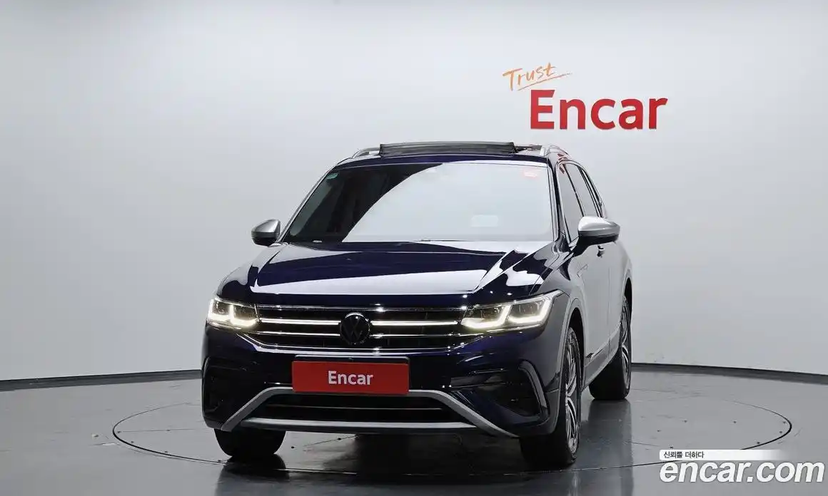 Volkswagen Tiguan 2023 2.0 гидро в Москве № 168537, фото 3