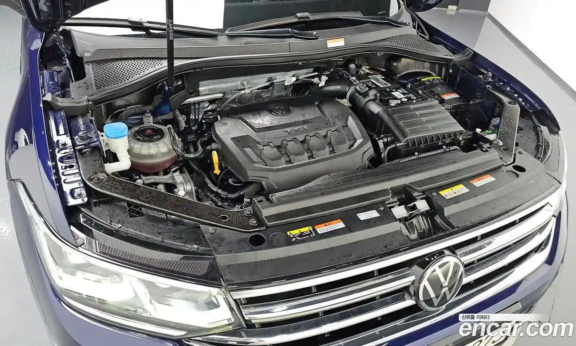 Volkswagen Tiguan 2023 2.0 гидро в Москве № 168537, фото 6