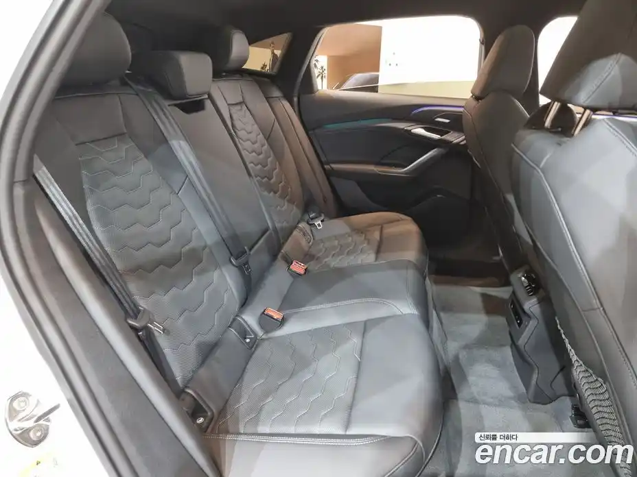 Audi A6 e-tron 2025 0.2 гидро в Москве № 1691338, фото 20