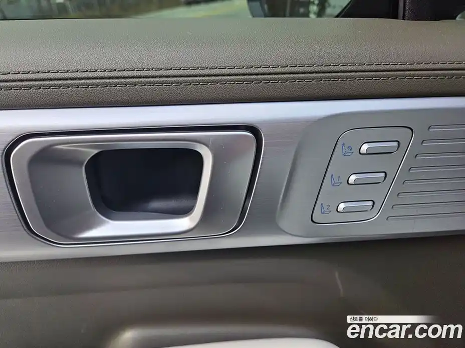 Hyundai Santa Fe 2025 1.6 гидро в Москве № 1757129, фото 12
