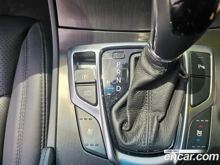 Hyundai Grandeur 2016 2.4 гидро в Москве № 1757330, фото 12