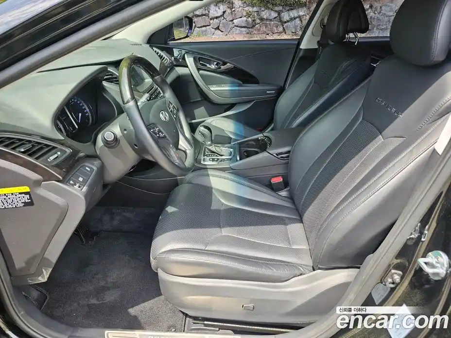 Hyundai Grandeur 2016 2.4 гидро в Москве № 1757330, фото 14