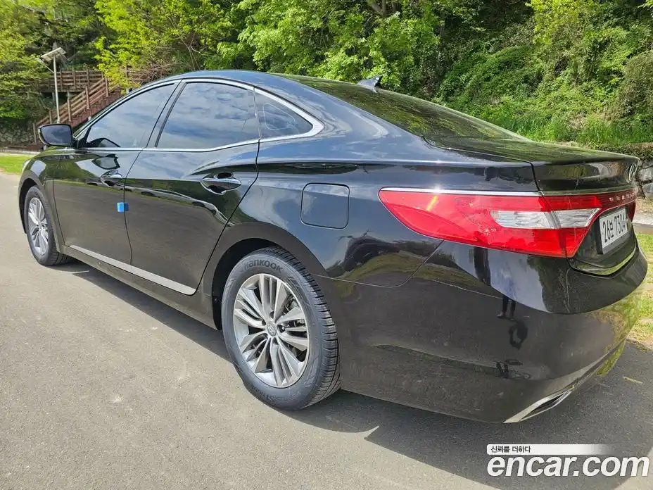 Hyundai Grandeur 2016 2.4 гидро в Москве № 1757330, фото 8