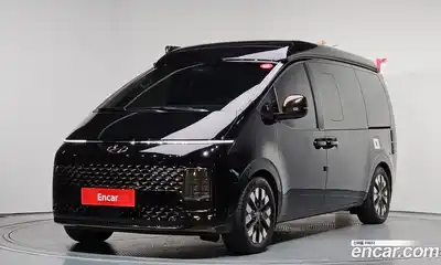 Hyundai Staria, 2022