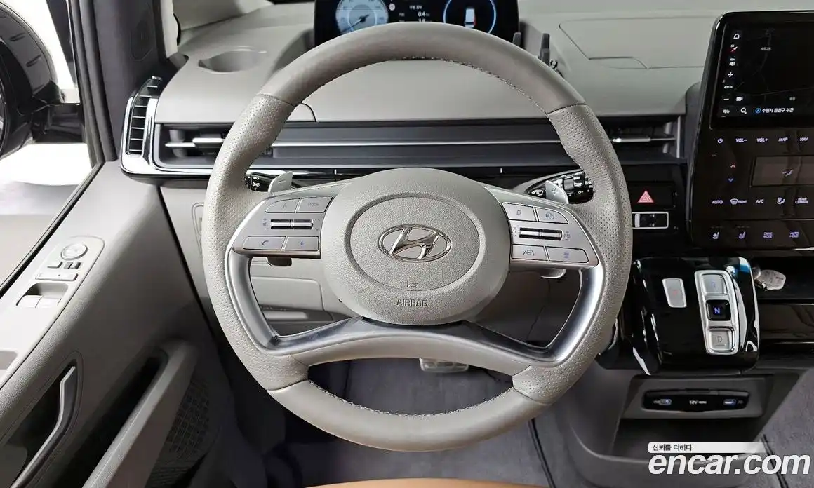 Hyundai Staria 2022 2.2 гидро в Москве № 1757355, фото 13
