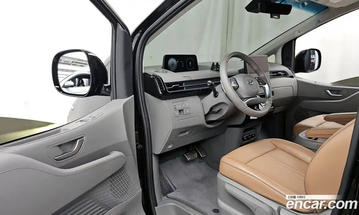 Hyundai Staria 2022 2.2 гидро в Москве № 1757355, фото 10
