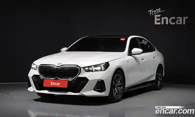 BMW 5-Series, 2024