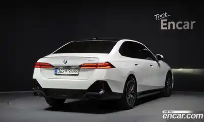 BMW 5-Series 2024 2.0 гидро в Москве № 1757379, миниатюра 2